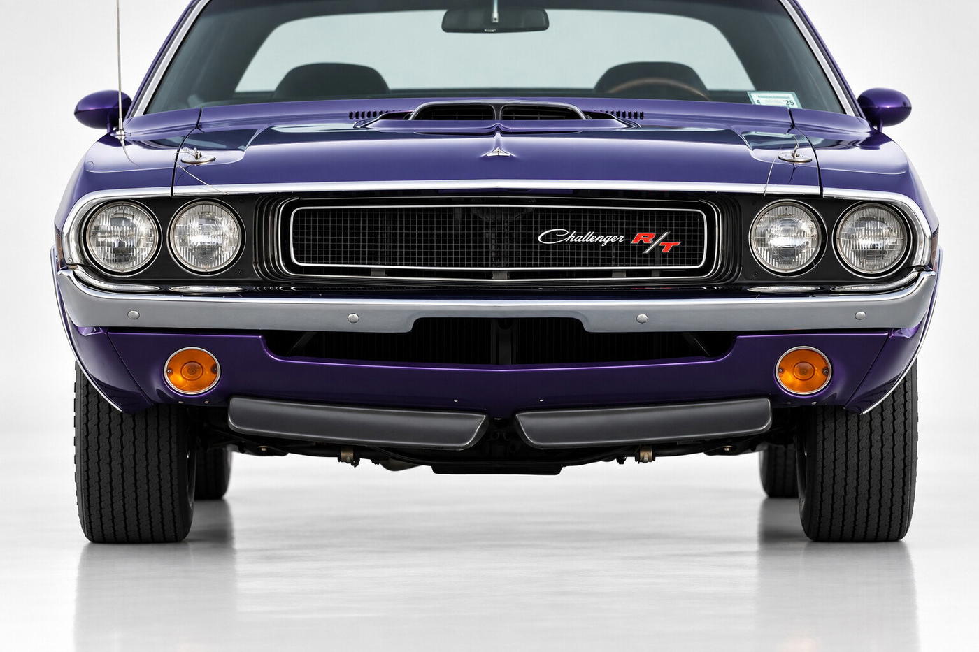1970 Dodge Challenger R/T 426 Hemi 4-Speed