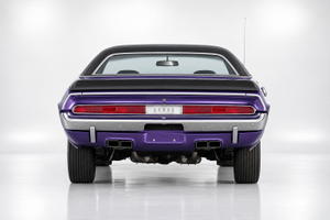 1970 Dodge Challenger R/T 426 Hemi 4-Speed