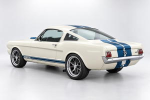 1966 Ford Mustang Fastback GT350-Style