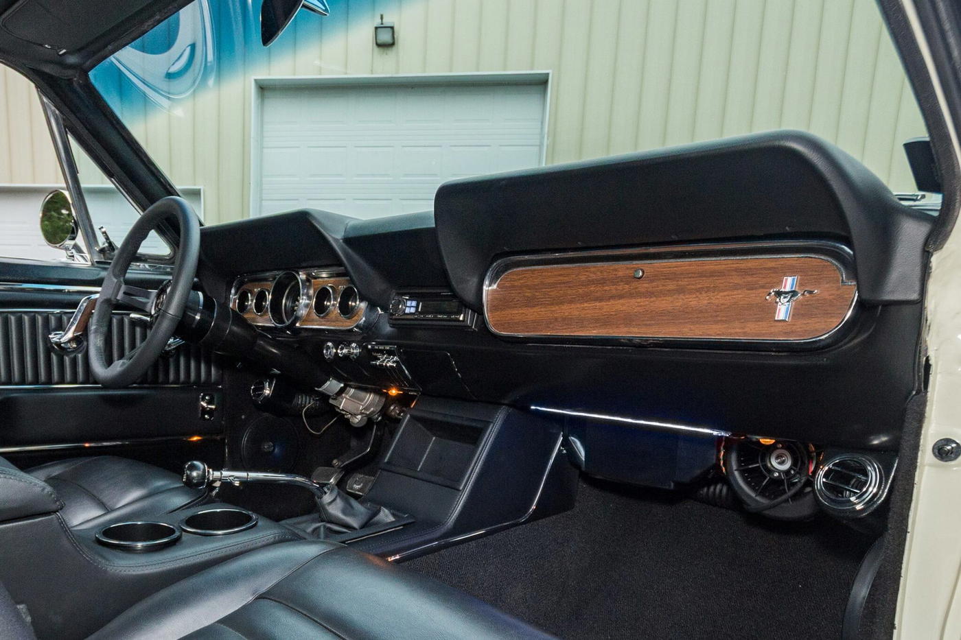 1966 Ford Mustang Fastback GT350-Style