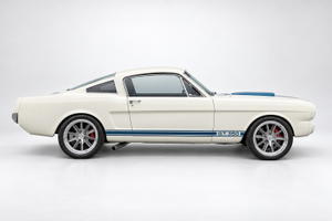 1966 Ford Mustang Fastback GT350-Style