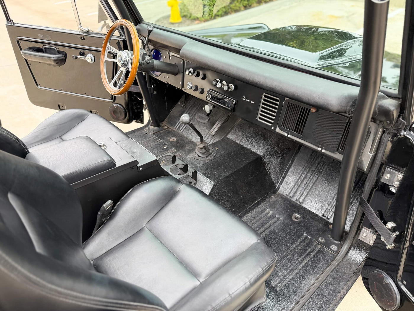 1976 Ford Bronco 302