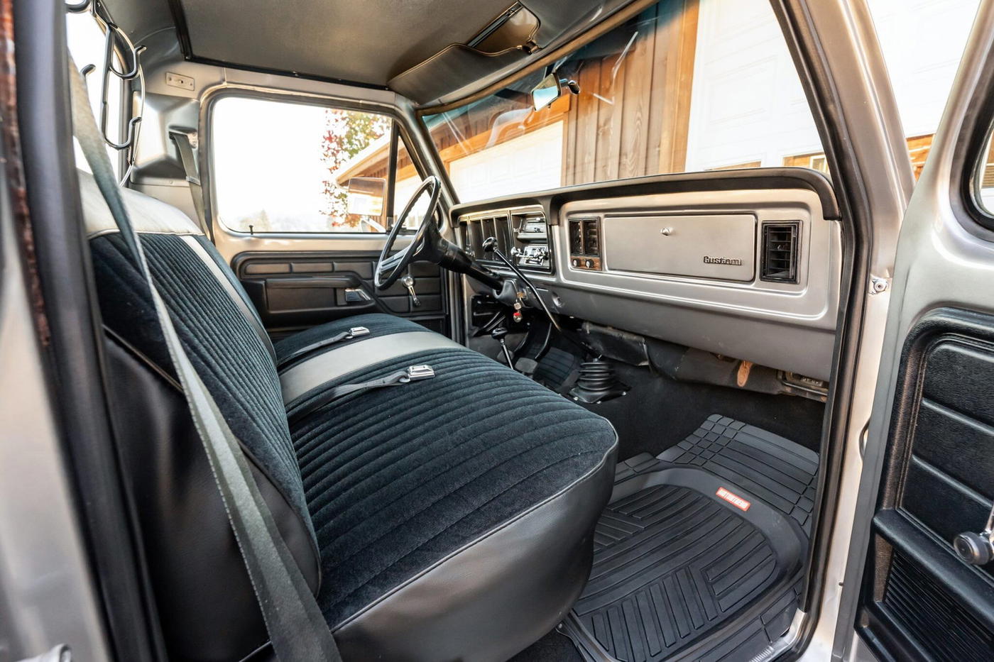 1976 Ford F-250 Custom Highboy 4×4 4-Speed